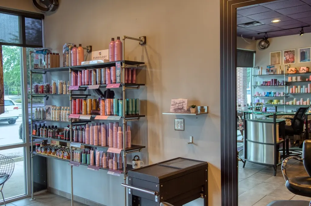 Locks Myth Salon — Beauty salon in Jacksonville